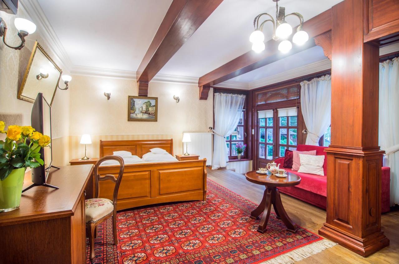 Hotel Dwa Ksiezyce Kazimierz Dolny Buitenkant foto