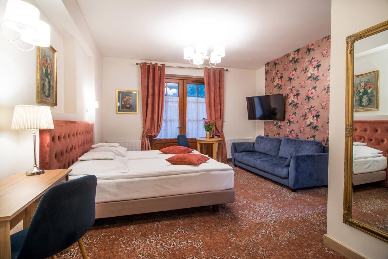 Hotel Dwa Ksiezyce Kazimierz Dolny Buitenkant foto