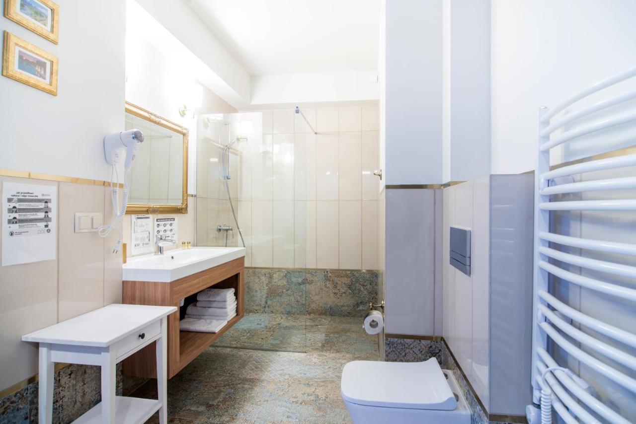 Hotel Dwa Ksiezyce Kazimierz Dolny Buitenkant foto
