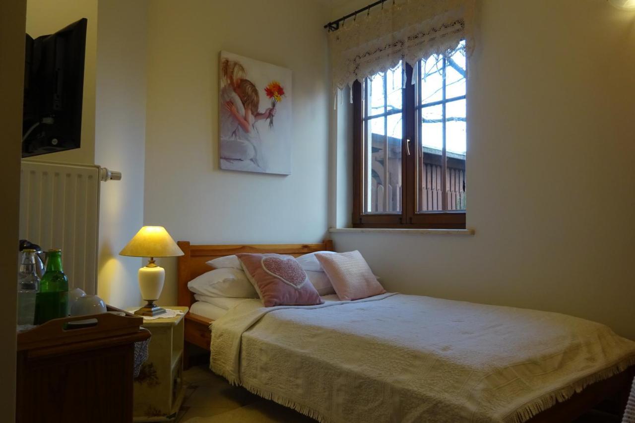 Hotel Dwa Ksiezyce Kazimierz Dolny Buitenkant foto